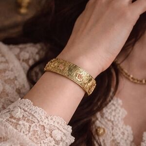 Vintage Japanese Damascene Panel Bracelet Gold Tone Floral Etched Wide 7"